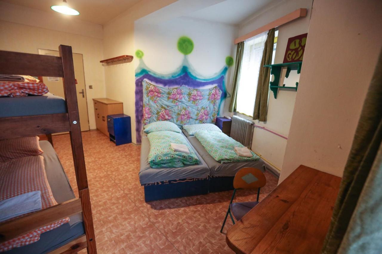 Hostel Klondike Пец-под-Снєжкоу Екстер'єр фото